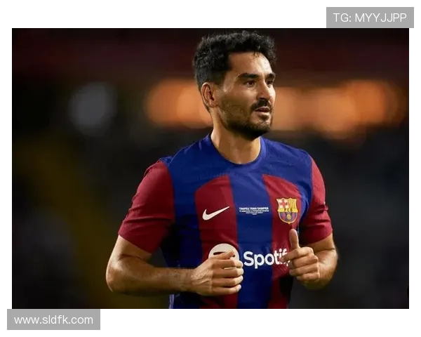 京多安:一点不后悔加盟巴萨;阿尔特塔受到了瓜帅的很大影响 京多安:一点不后悔加盟巴萨;阿尔特塔受到了瓜帅的很大影响